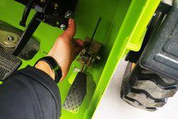 zl-920-wheel-loader_05
